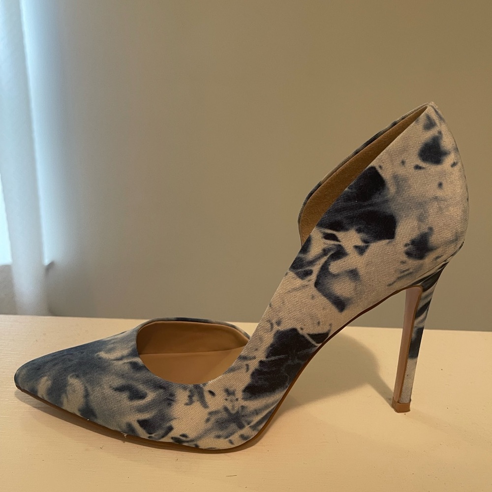 MIX NO. 6 DENIM TIE DYE HEELS